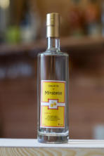 Eau de vie mirabelle, mirabelle de Lorraine, issue des côtes bayonnaises. 3 ans d’âge minimum.